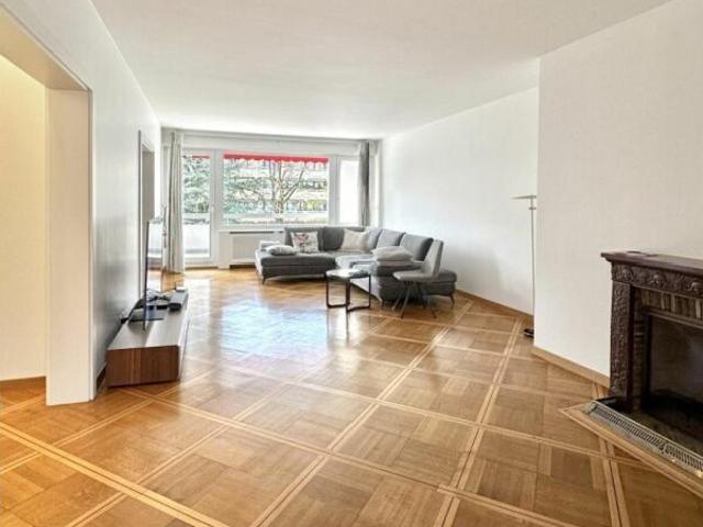 Apartment 7 rooms in Genève