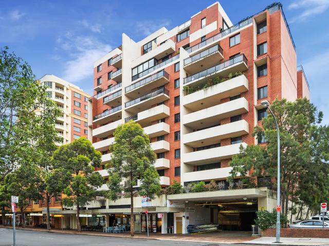 apartment 404/7 9 Churchill Avenue, Strathfield