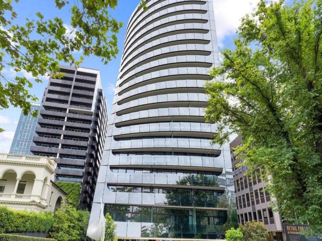 apartment 405/450 St Kilda Road, Melbourne