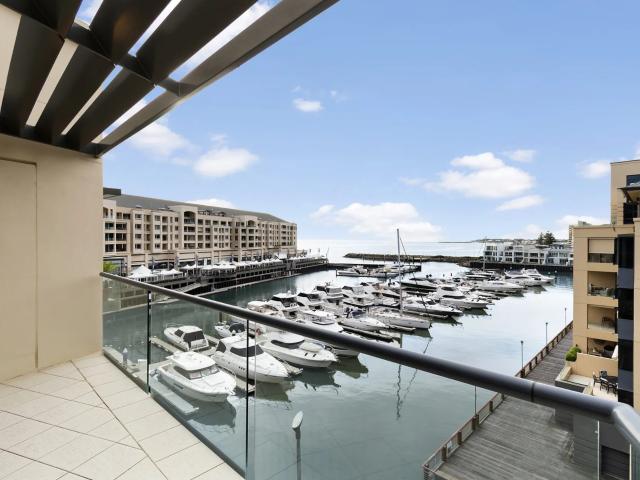 apartment 46/1 chappell Drive, Glenelg
