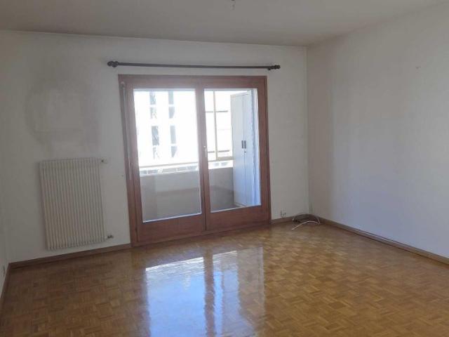 Apartment 4.5 rooms in sion
