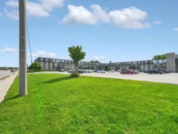 Apartment 4 Bedroom For Rent Owen Sound ON 2435 ES94952792