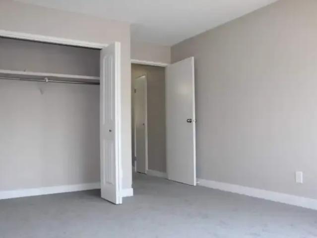 Apartment 4 Bedroom For Rent Calgary AB 2350 ES104469839