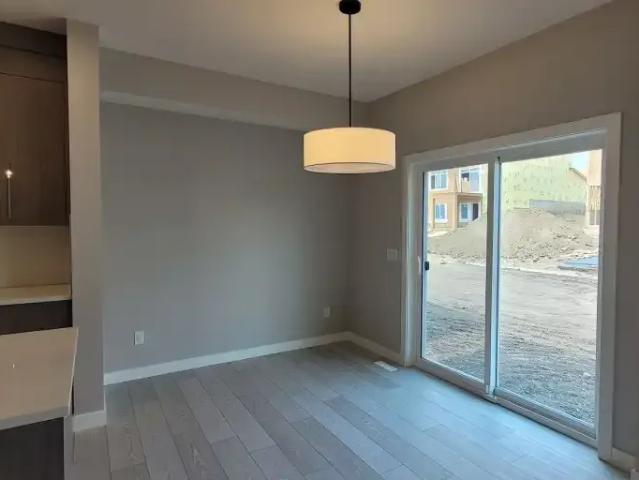 Apartment 4 Bedroom For Rent Calgary AB 2650 ES104181048