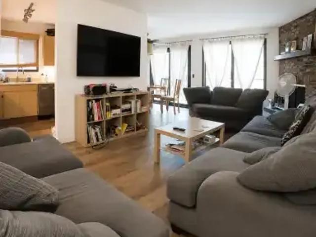 Apartment 4 Bedroom For Rent Calgary AB 800 ES104782723