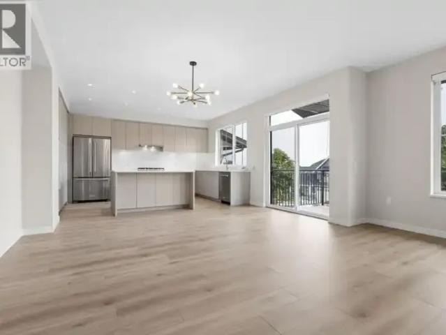 Apartment 4 Bedroom For Rent Coquitlam BC 4280 ES105235076
