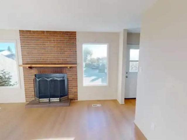 Apartment 4 Bedroom For Rent Grande Prairie AB 1900 ES105654248