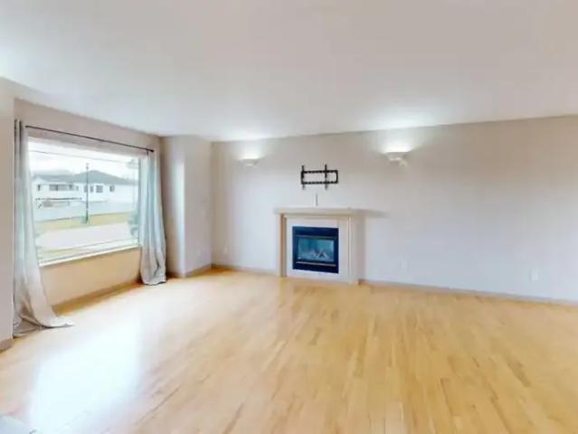 Apartment 4 Bedroom For Rent Grande Prairie AB 2900 ES105704318