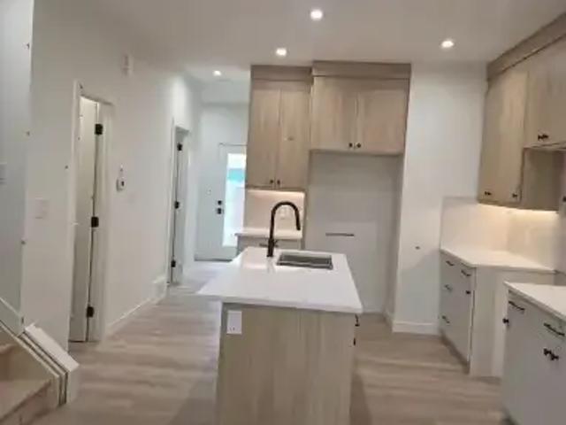 Apartment 4 Bedroom For Rent Leduc AB 2200 ES105877586