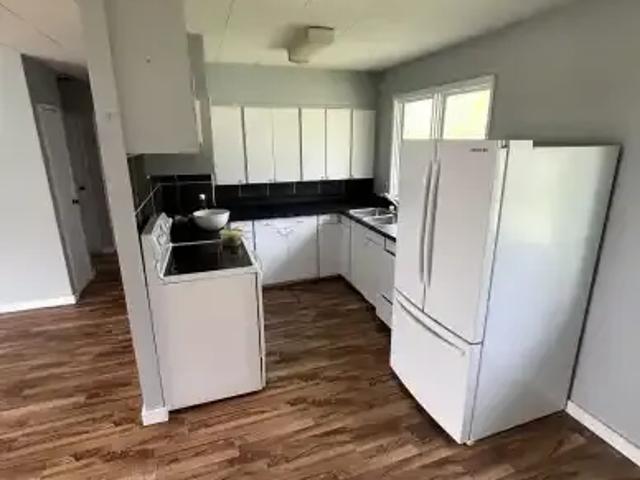 Apartment 4 Bedroom For Rent Stavely AB 2000 ES105420739