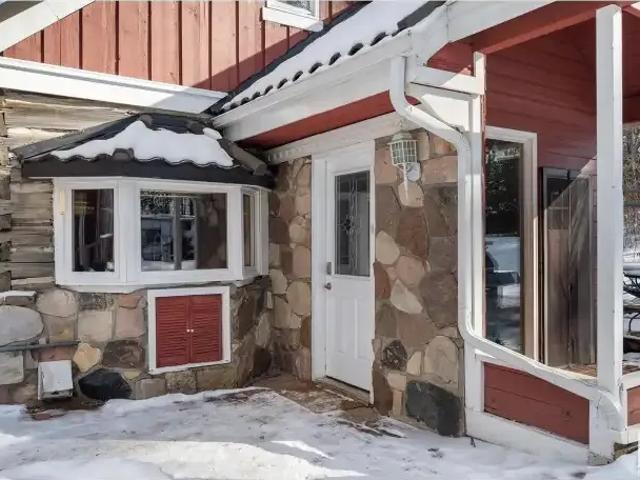 Apartment 4 Bedroom For Rent Spruce Grove AB 3750 ES105009110