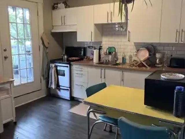 Apartment 4 Bedroom For Rent Winnipeg MB 1700 ES105543448