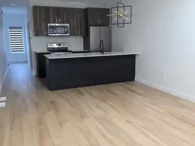 Apartment 4 Bedroom For Rent Winnipeg MB 2200 ES105071838