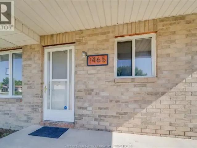 Apartment 4 Bedroom For Rent Windsor ON 2700 ES104888797