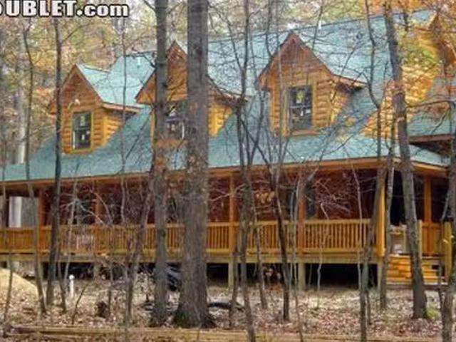 Apartment 4 bedrooms in Rockingham County
