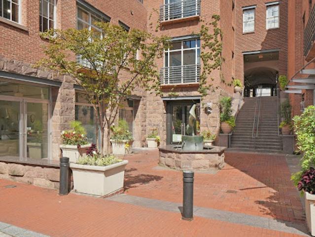Apartment with terrace