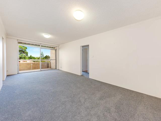 apartment 5/108 Burns Bay Road, Lane Cove