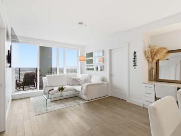 Apartment with terrace
