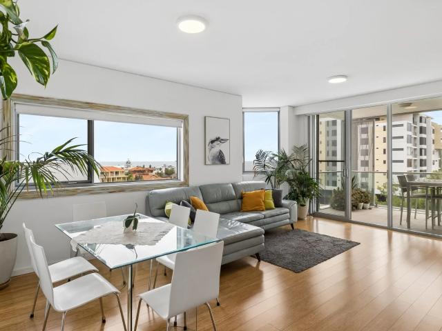 apartment 57/35 Hastings Street, Scarborough