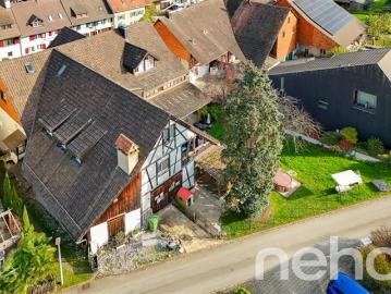 Etagenwohnung kaufen in Sportplatz