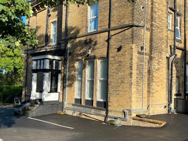 Apartment 5 22 North Park Road, Bradford BD9, 2 bed flat to rent, £950 pcm | PrimeLocation
