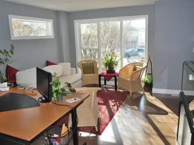 Apartment 5 Bedroom For Rent Edmonton AB 850 ES105119082