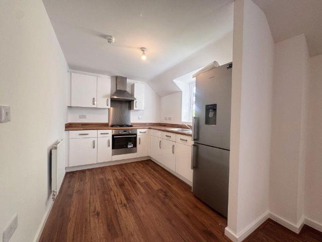Apartment 5, Cowdray Court, B29 6GT 2 bed flat to rent £1,200 pcm £277 pw