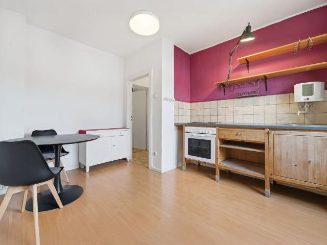 Apartment 5 Min. to UNIKLINIK/ 15 Min. to FOM BRAND NEW, Essen Amsterdam Apartments for Rent