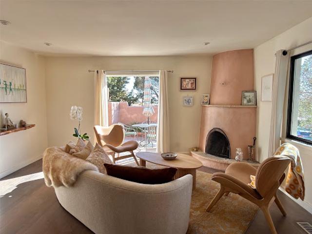 Apartment with terrace