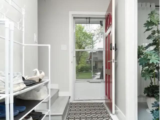 Apartment 6 Bedroom For Rent Edmonton AB 825 ES104535618