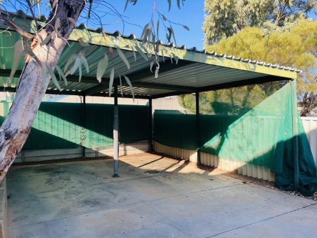 Apartment 6 Bedroom For Rent Roxby Downs SA 410000 ES101909140