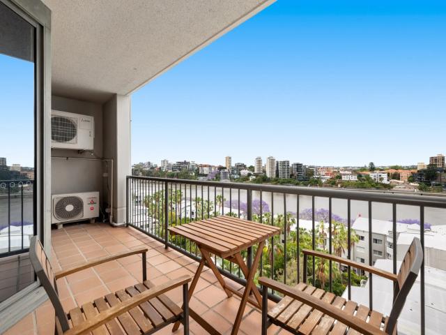 apartment 70/55 Baildon Street, Kangaroo Point
