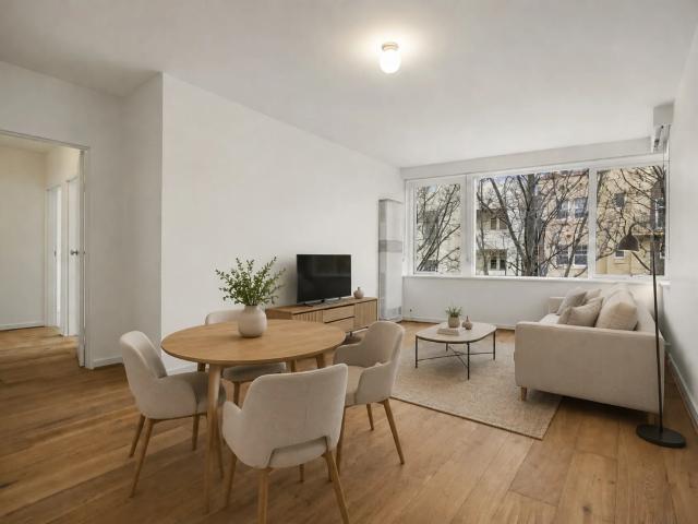 apartment 7/2A Robe Street, St Kilda