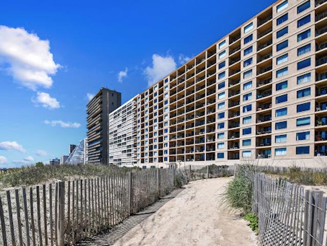 Seaside apartment