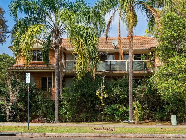 apartment 8/15 17 Gladstone Street, North Parramatta