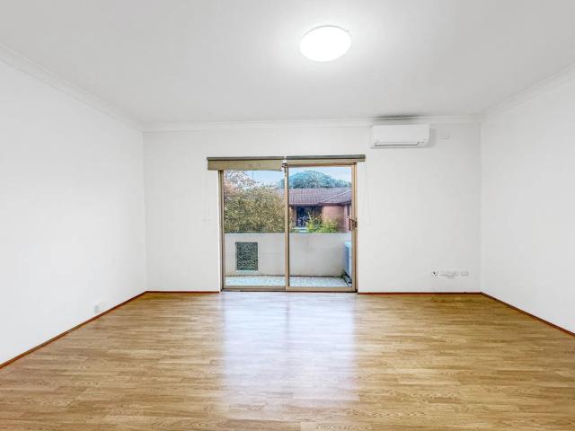 apartment 8/10 12 Fleet Street, North Parramatta