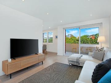 apartment 8/22 Bream Street, Coogee