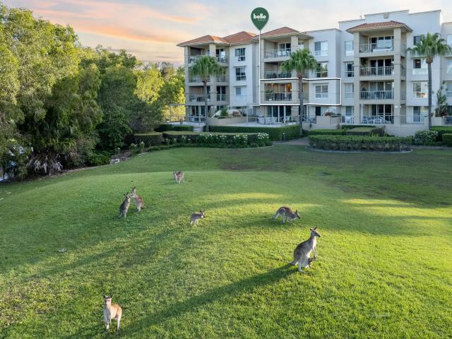 apartment 8429 Magnolia Drive East, Hope Island