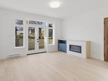 Apartment with terrace