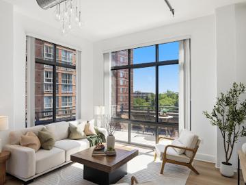 Apartment with terrace and pool