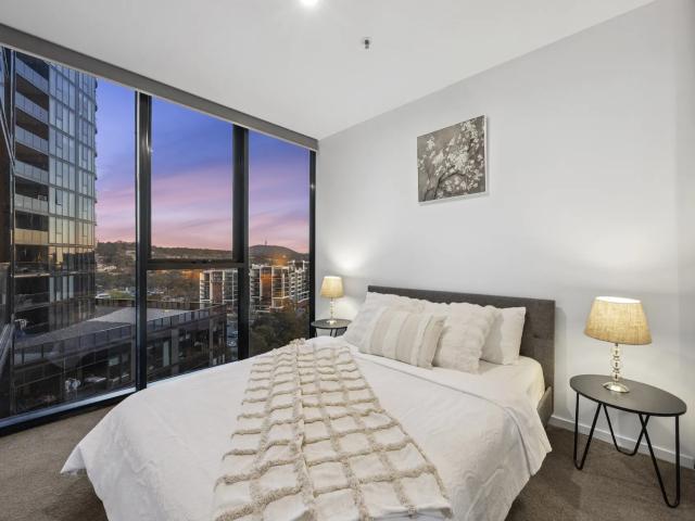 apartment 909/3 Grazier Lane, Belconnen