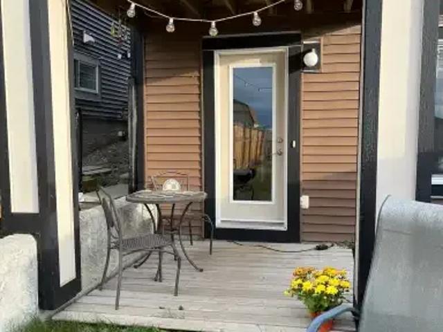 Apartment Cochrane AB 106223327