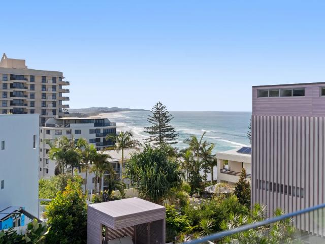 apartment Coolum Beach
