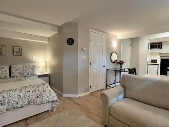 Apartment Calgary AB 103611268