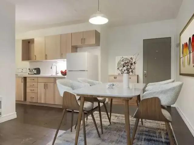Apartment Calgary AB 104433301