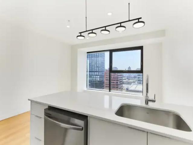 Apartment Calgary AB 104972261