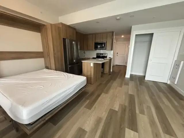 Apartment Calgary AB 105359909