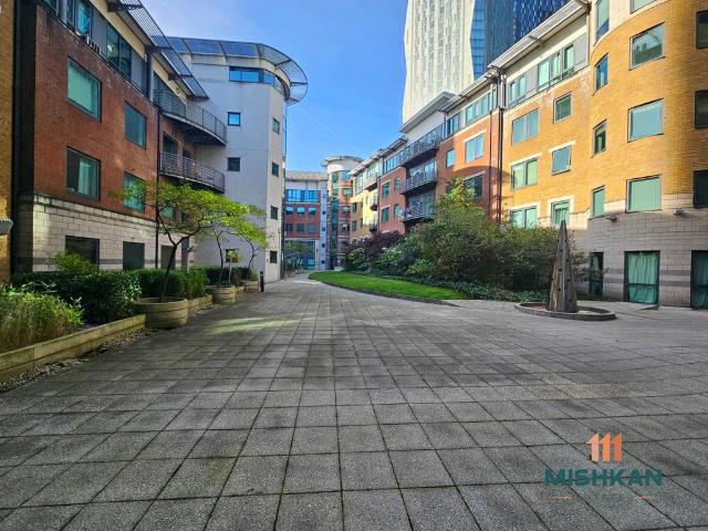 Apartment, City South, City Road. 2 bed apartment to rent £1,195 pcm £276 pw