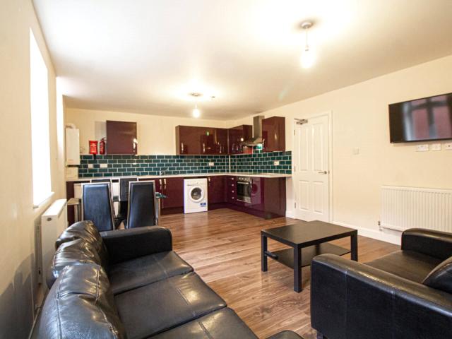apartment Clarendon House, 20 Clarendon Road, Leeds, LS2 9PE, West Yorkshire, GB