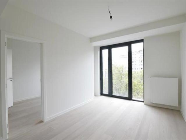 Apartment close to Louise